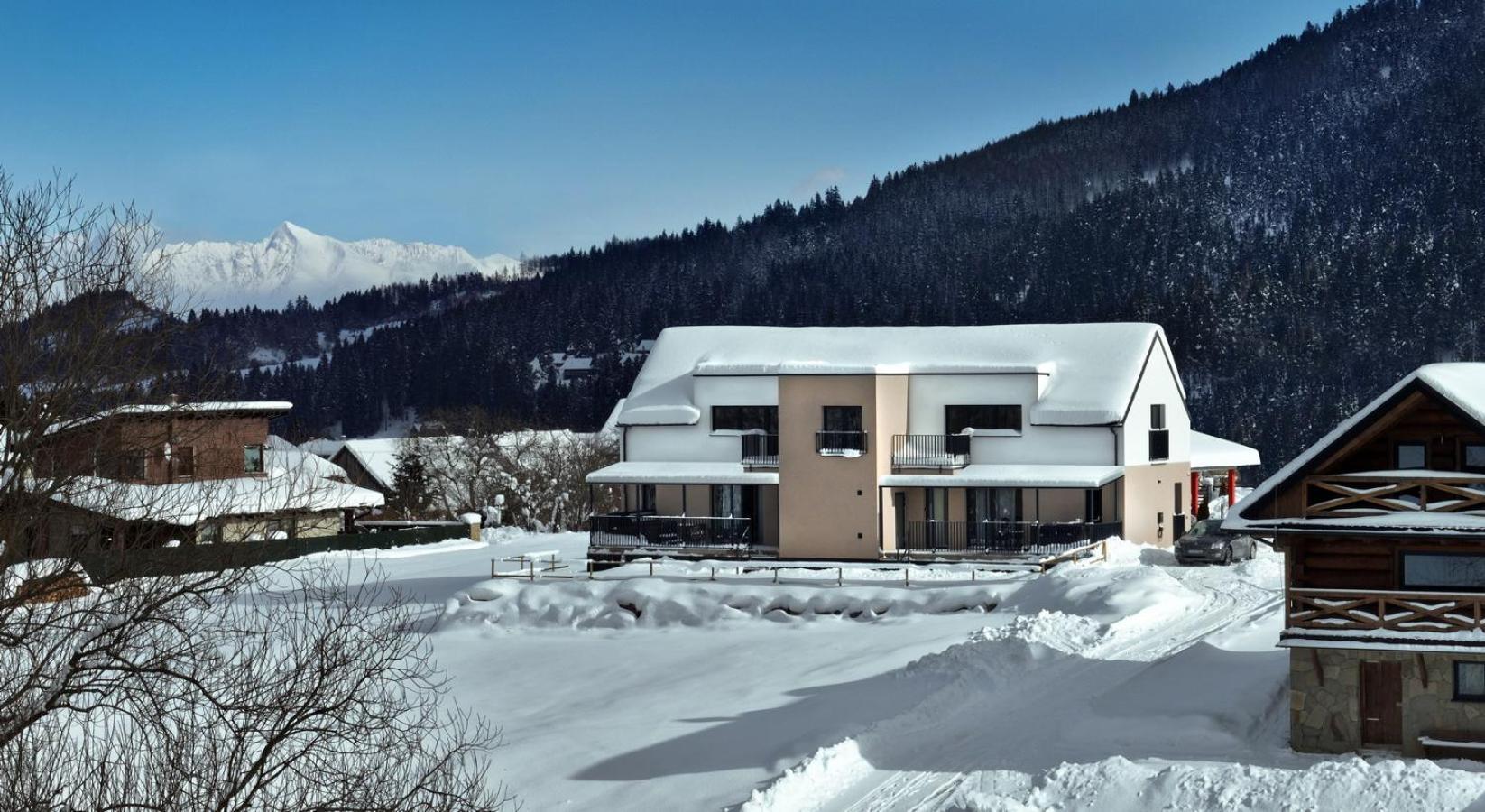 Sky-House Jasna Apartments Pavčina Lehota Eksteriør billede